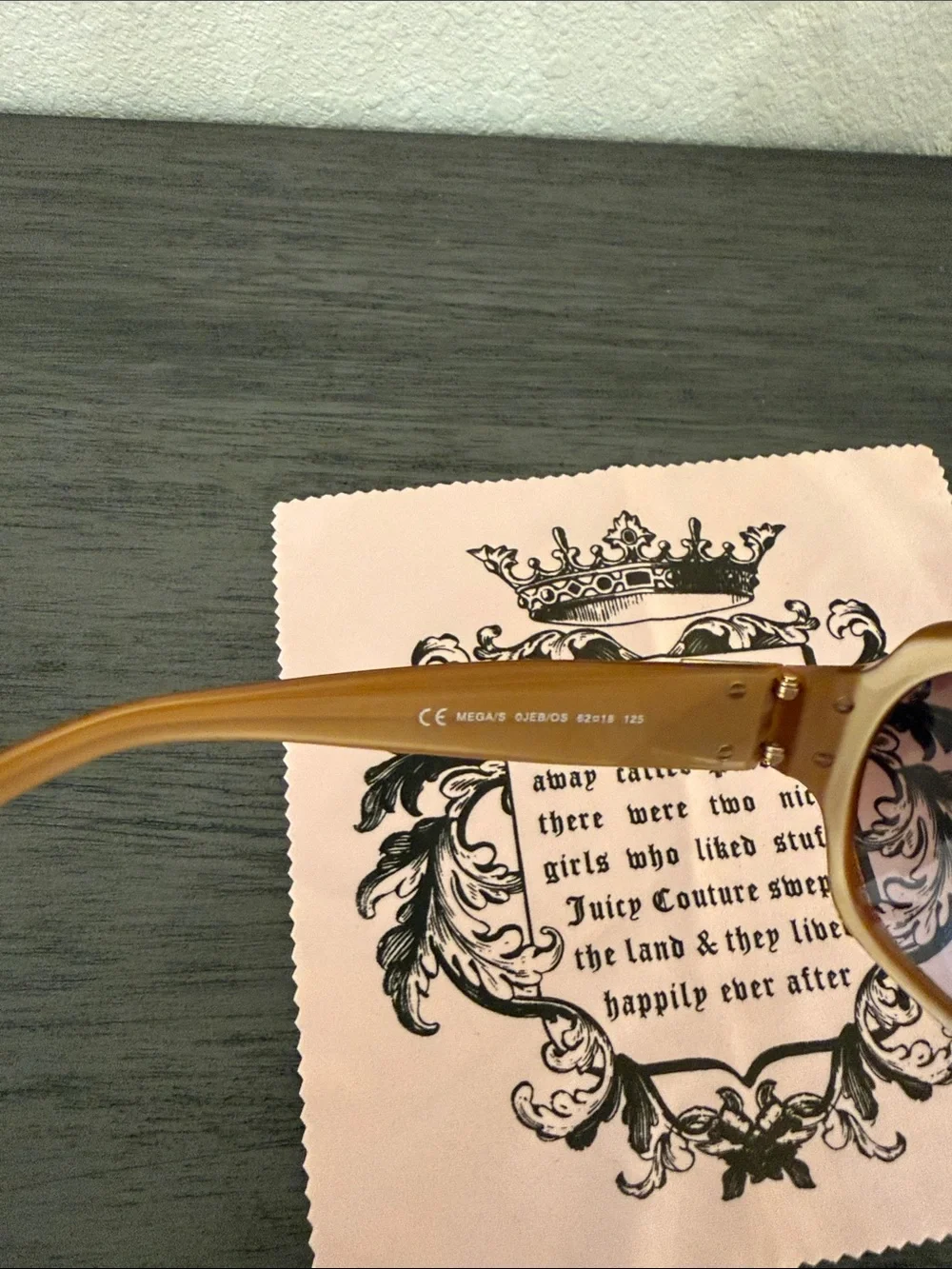 Juicy Couture Gold Oversized Sunglasses with Pink Case and Cloth